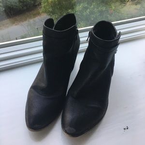 Madden Girl black booties